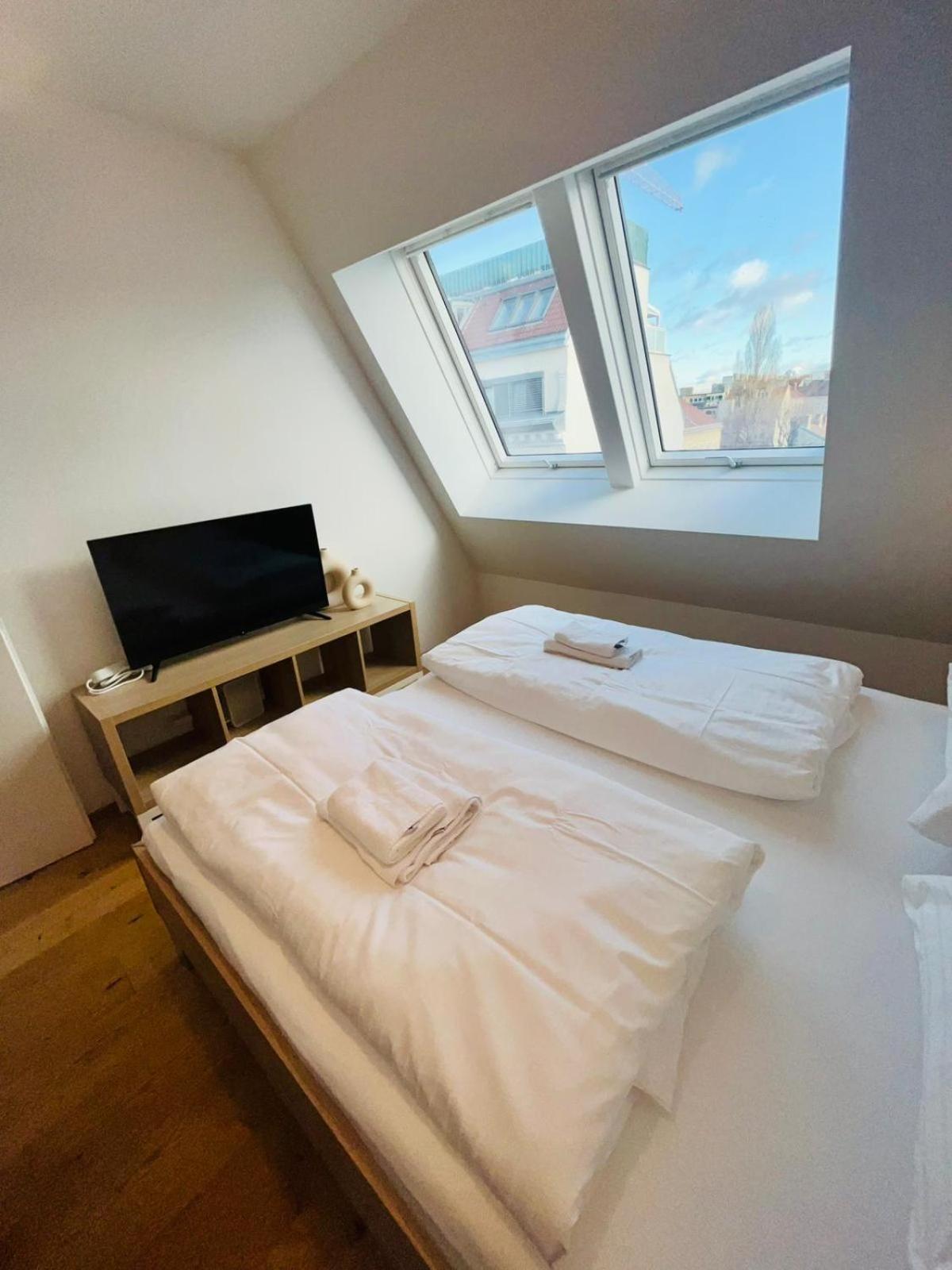 Orestaliving - Penthouse With Private Terrace ウィーン エクステリア 写真